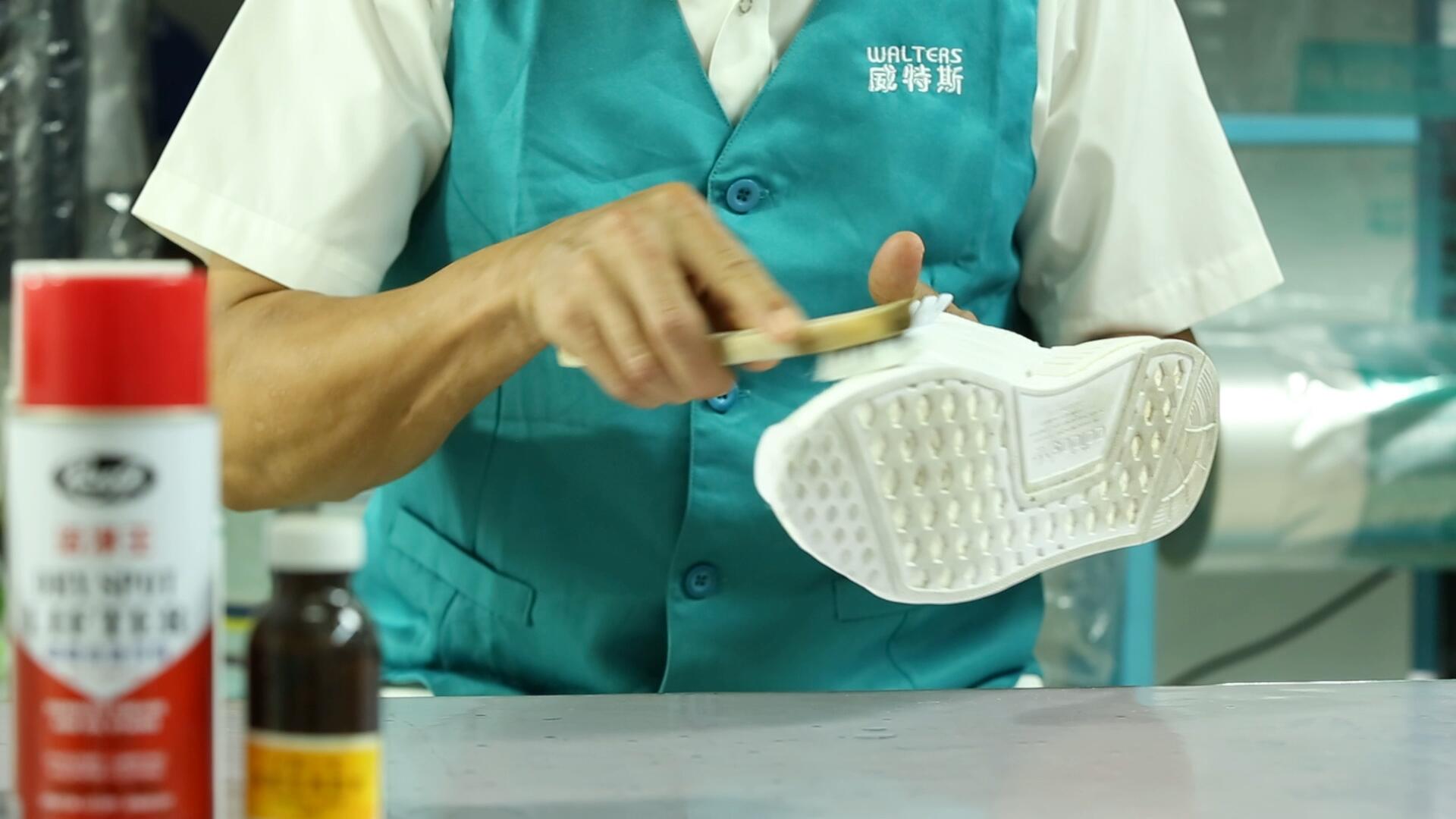 洁丰干洗加盟品牌，投资者的放心之选